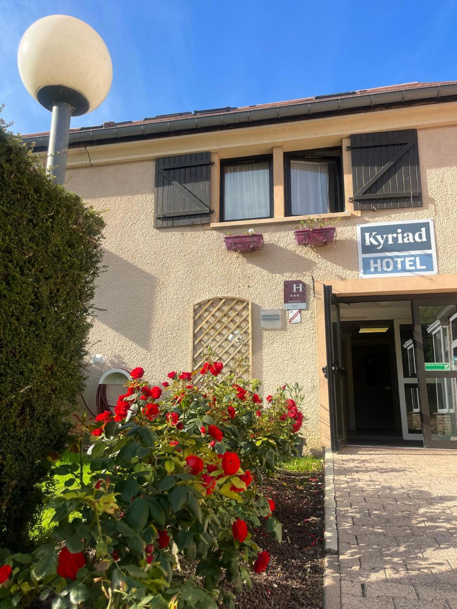 Kyriad Epernay Épernay Exterior foto